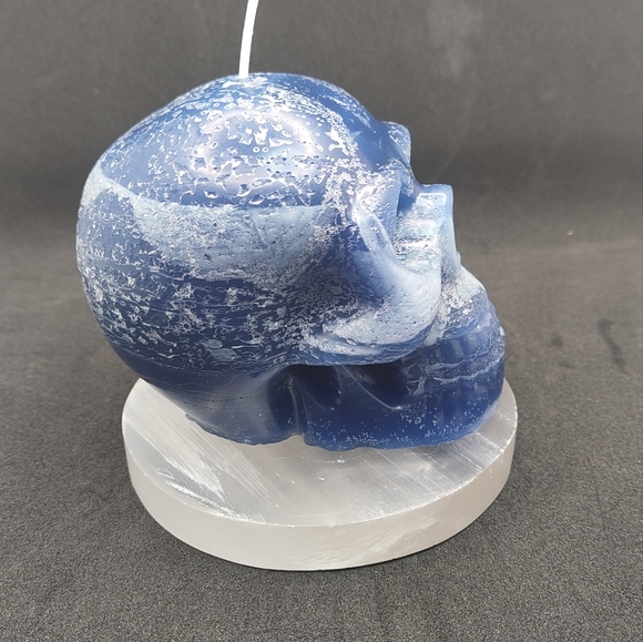 Hand-made Blue Skull Candle Unscented - Picture 2 of 5